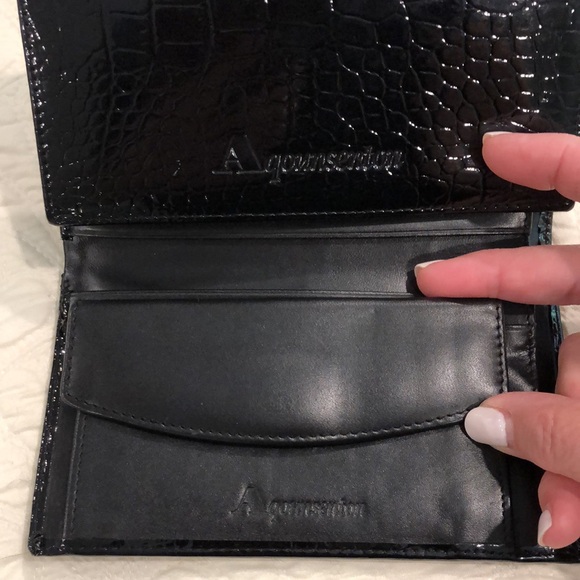 Black Patent Leather Wallet - Picture 4 of 7